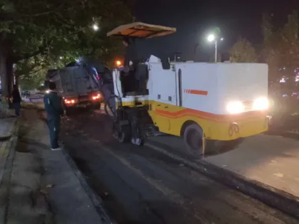 SHANTUI SMT50 Cold Milling Machine: A Well-Preserved Asphalting Solution