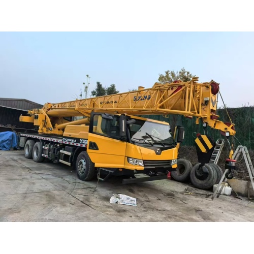 Crane de caminhão usada de 25 toneladas com recursos avançados