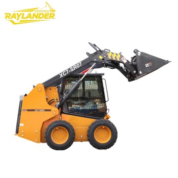 Minicargador multipropósito XC7-SR07