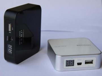 Small Size 7800mA Power Bank and Emergency Charger (FLS-POW07)