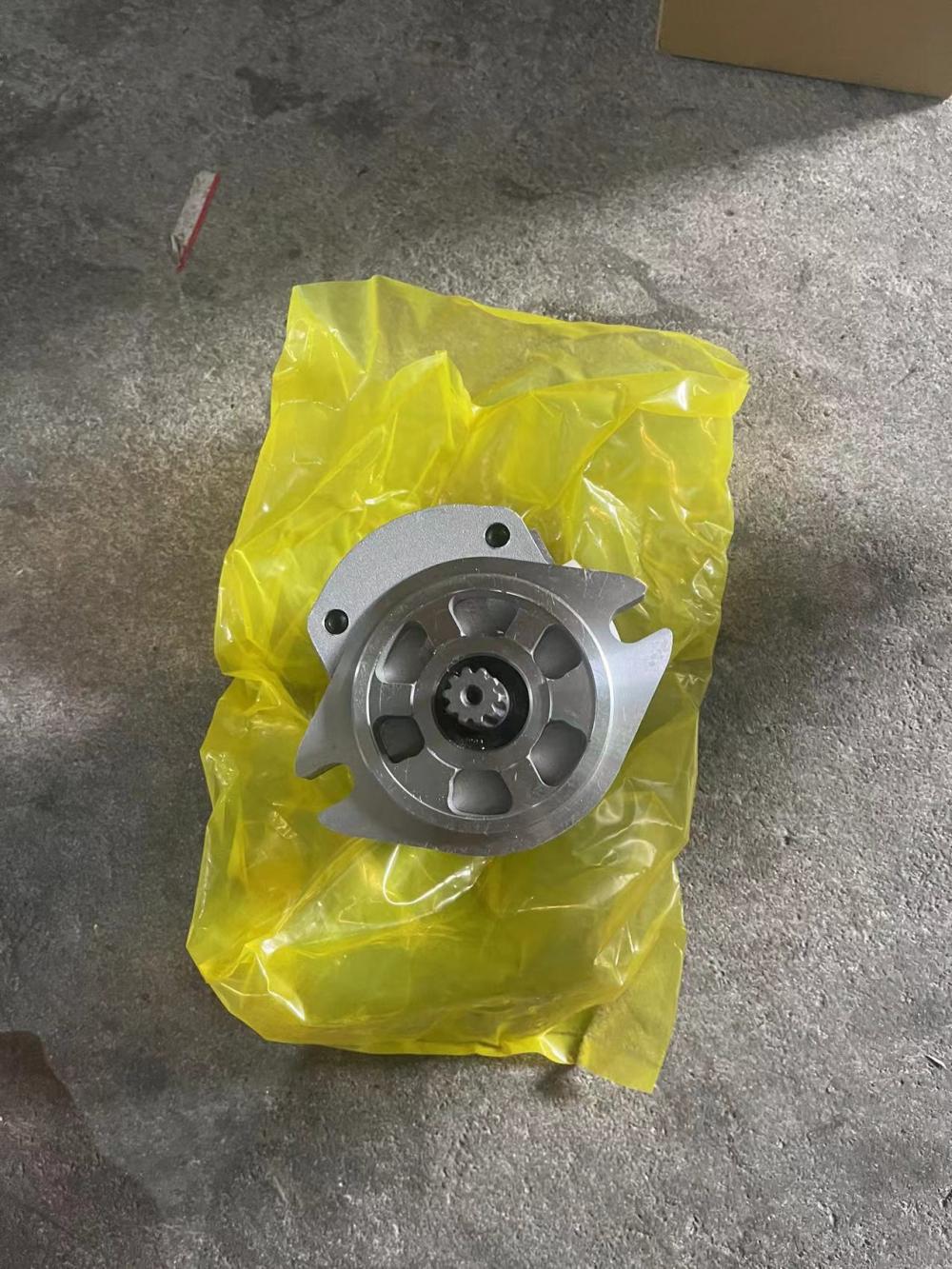 9217993 gear pump