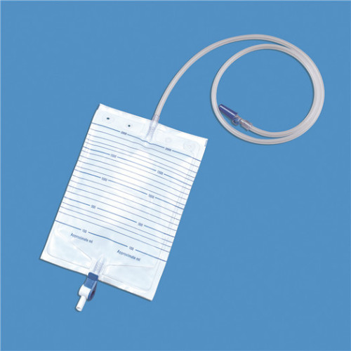 foley drain bag with sampling port outlet