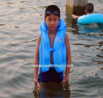 inflatable swim vest