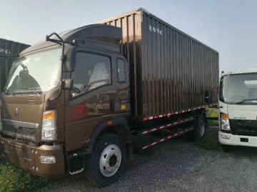 16 Tons Light Duty Trucks Howo Van Truck