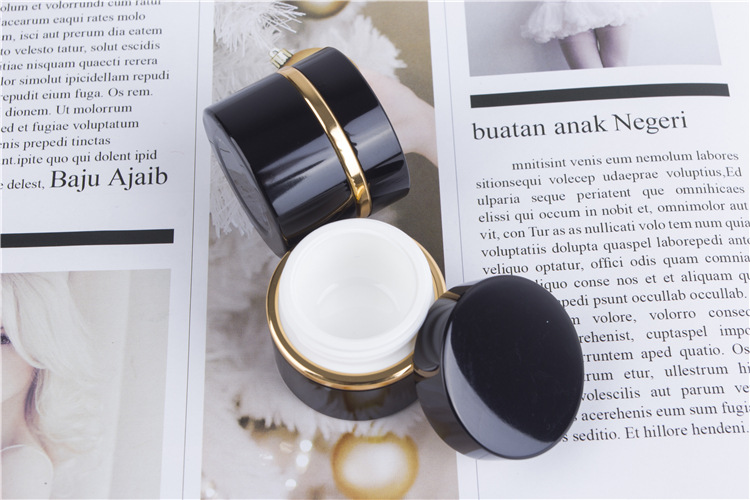 Round Design Acrylic Cosmetic Cream Bottles