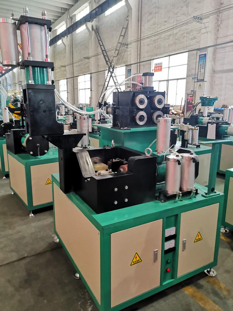 Cutting And Heading Machine For Precision Manufacturing