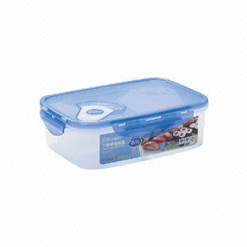 Plastic lunch box in 1,150mL volume with transparent lid, ideal for promotions