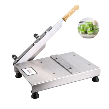 Adjustable Coconut Pandan Jelly Cube Mabrouma Cutter