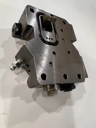 Komatsu 27/28/30/40MR-2 Lift Cylinder