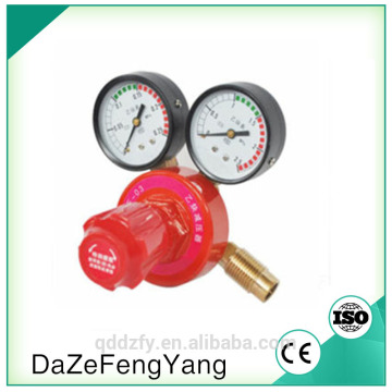 Brass body propane regulator with valve for export market