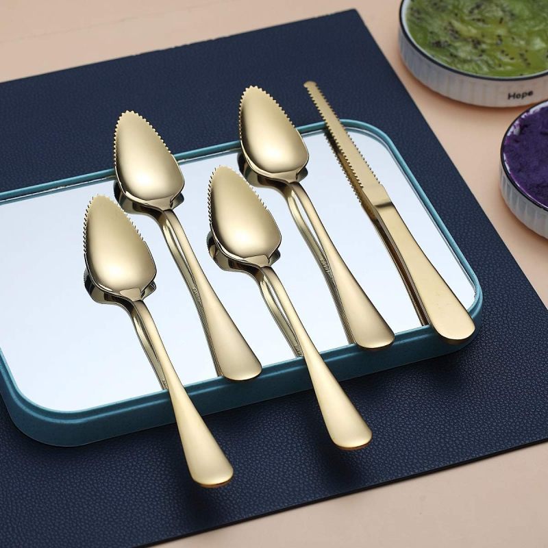 Gold Grapefruit Spoons 5 Pieces Set, 4 Stainless Steel Grapefruit Spoon And 1 Grapefruit knife With Titanium Plating
