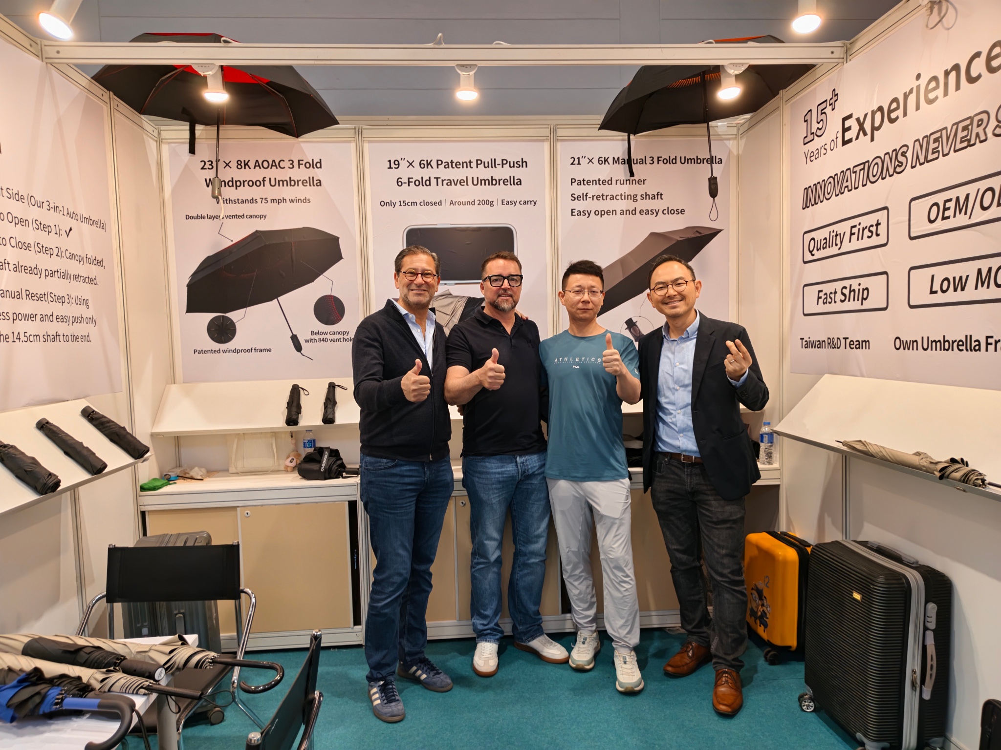 European_American_clients_at_booth