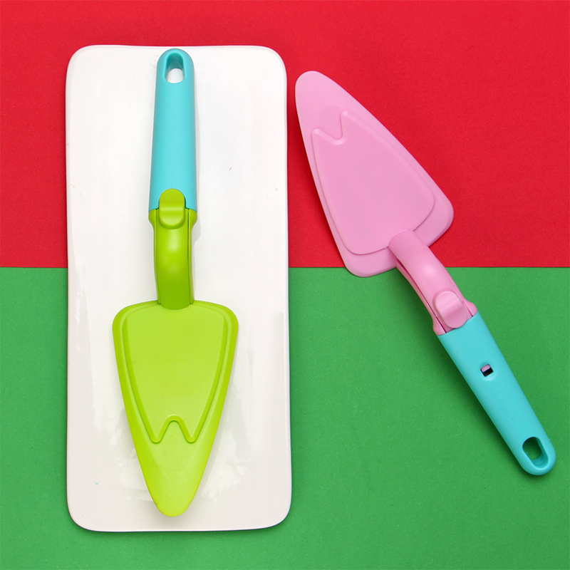  Triangular Plastic Pastry Pizza Shovel 