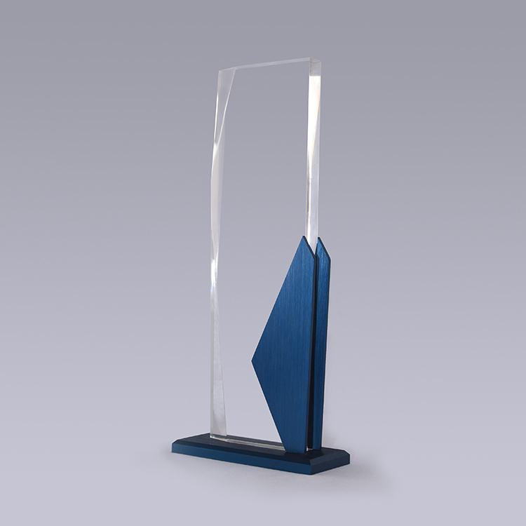 A 1t0117 Crystal And Glass Awards