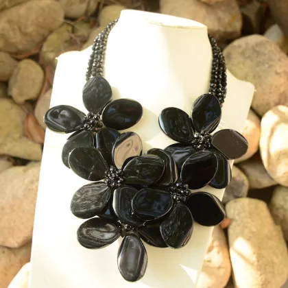 Black Obsidian Shell Necklace with Flower Design and 925 Silver Accents
