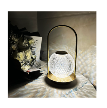 Retro Handcrafted Metal Table Lantern: Enhancing INS Bar and Bedroom Atmosphere with a Small Night Lamp