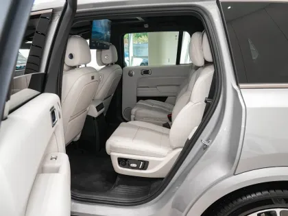 2025 Li Xiang L9 Luxury Electric Vehicle: 4 - Wheel Drive, Air Suspension & Advanced Infotainme