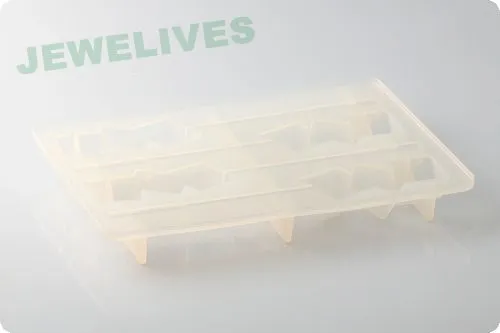 Newest Fda &amp; Lfgb Silicone Ice Cube Tray 