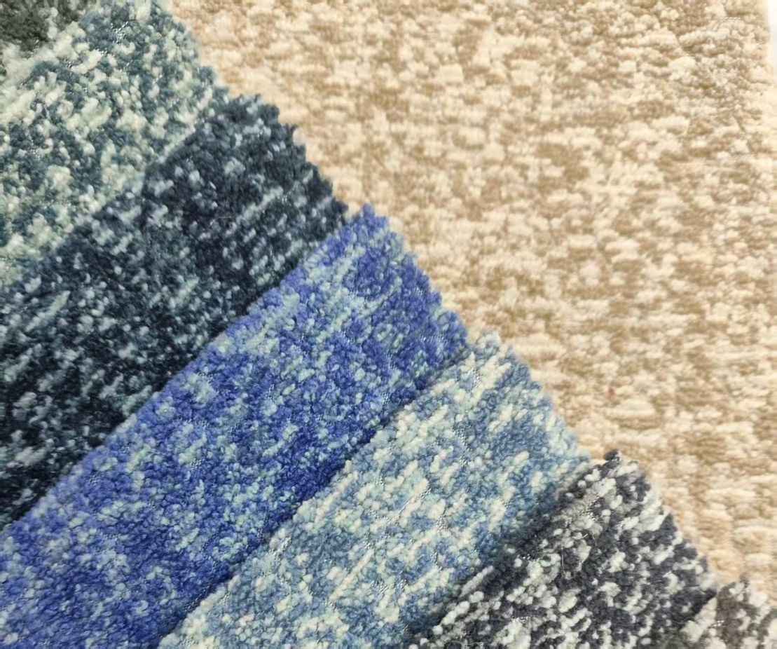 Мека и издржлива кадифена ткаенина за софа