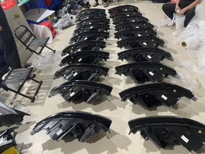 High-Quality Headlights for Ford Taurus 2019-2020