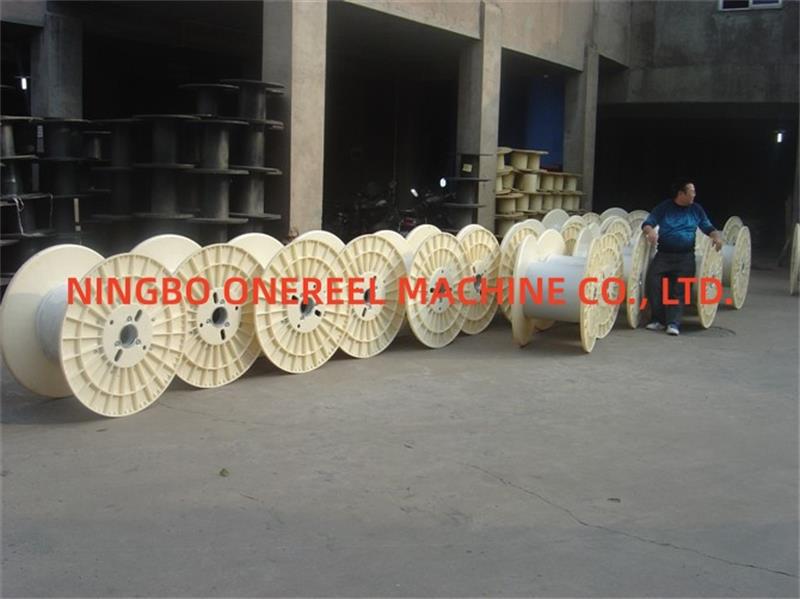 plastic spool (6)