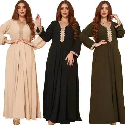 Middle East Muslim Fashion Kaftan with Lace - National Style Muslim Dress Islamic Clothing