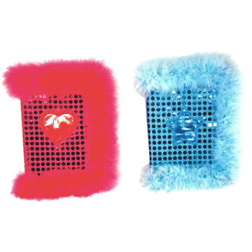 Feather notebooks with sequins, measures 18x13x2cm