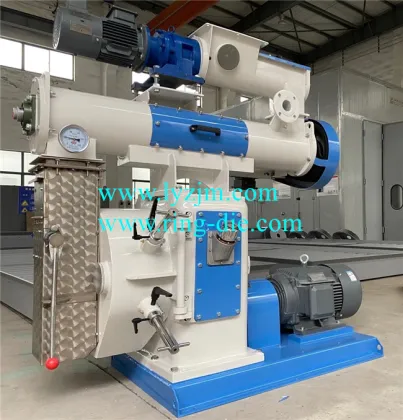 Feed Pelletizing Machines for Poultry, Chicken, Pig Feeds: For Sale Now!