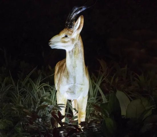 Simulated Luminous Male Antelope A Lights