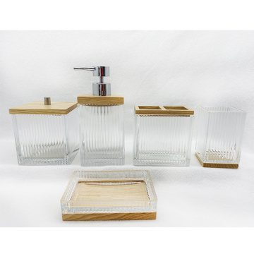 Garrafa de vidro de conjunto de banho quadrado