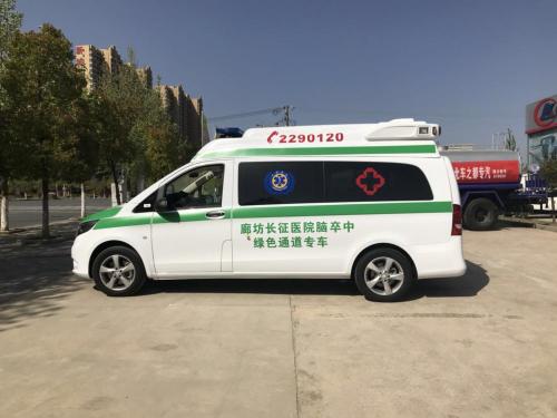 La nuovissima ambulanza Mercedes 4x2 Vito High Top