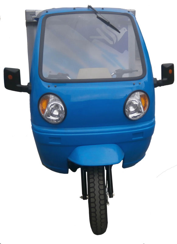 Semi Cabin, Triciclo, Tricar, Triporteur, Tricycle with Passenger Seat Cargo, Loading Roof to Prevent From Rain and Sunshine