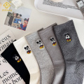 韓国の漫画ミッキーマウスミッドチューブ刺繍ソックスパイルソックス