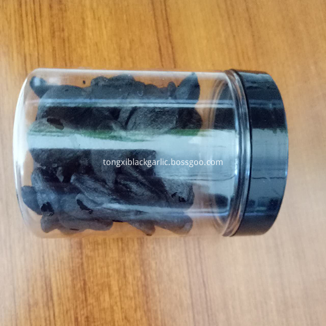 peeled black garlic (25)