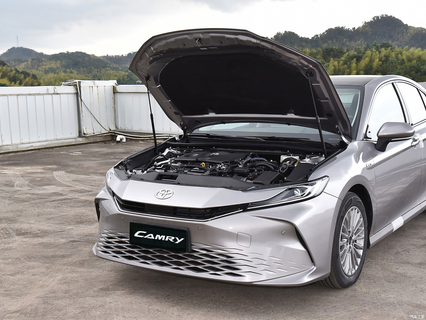 New Style 2024 Toyota Camry SEDAN