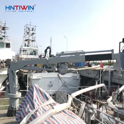 High Quality HNTIWIN Marine Ship Deck Loader and Unloader Cranes for Sale (2t-5t)