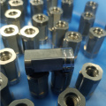 Plunger injection heads semiconductor packaging molds