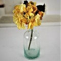 Recycelte Glasblume -Vase -Knospe mit Blase