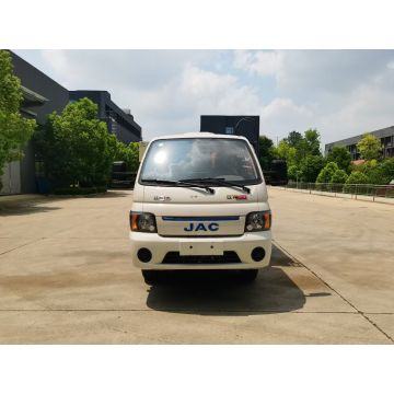 Veículo de transporte de lixo com sistema de compressão avançado