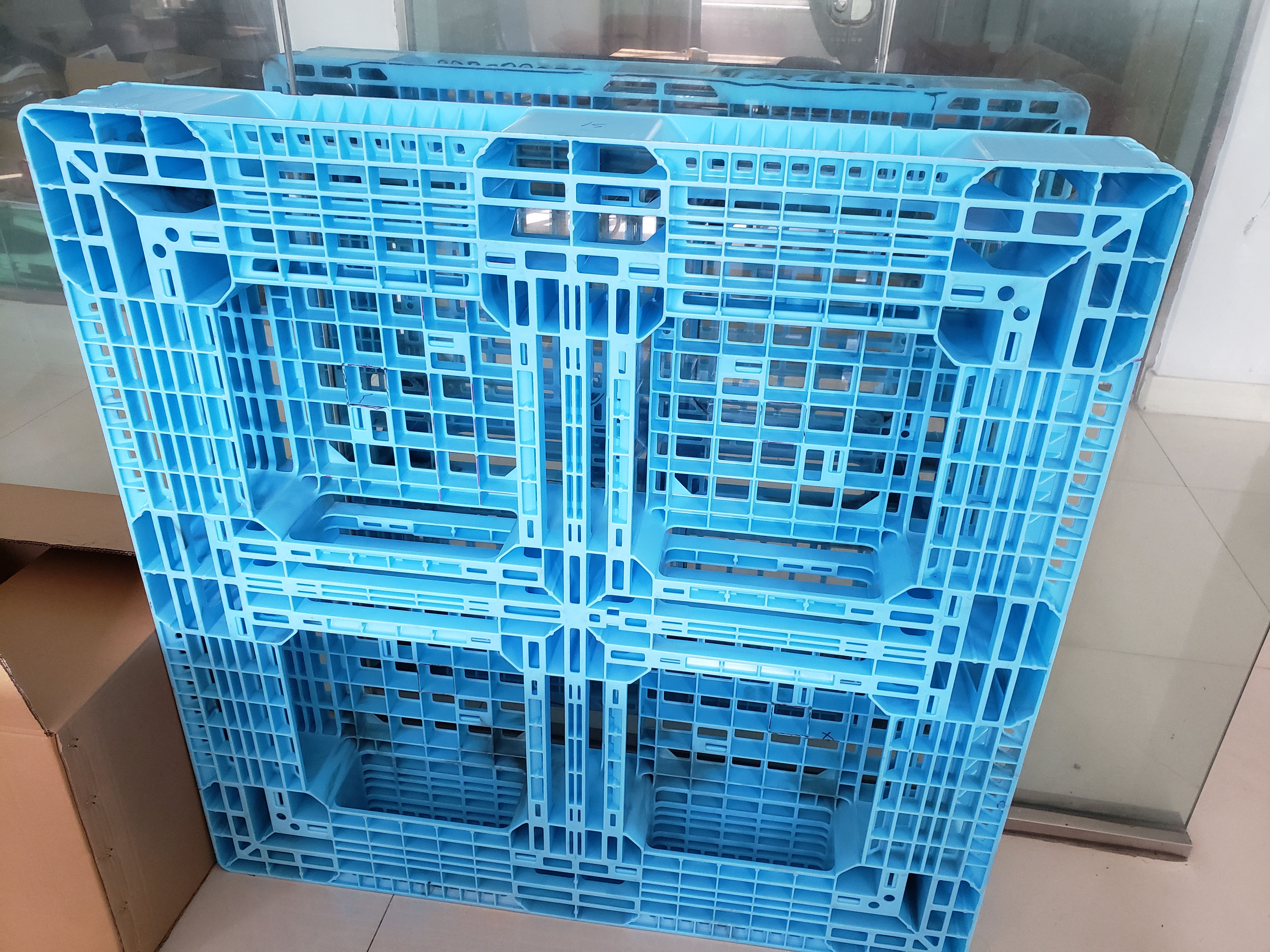 Plastic Pallet Injection Mold