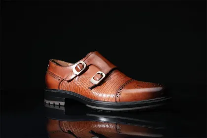 Men′ S Leather Breathable Fashion Casual Shoes