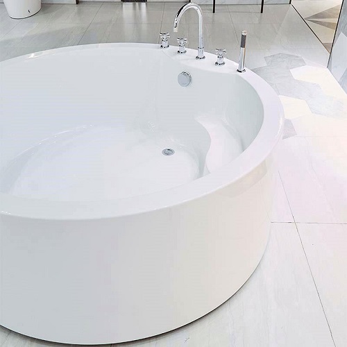 movable simple comfortable acrylic solid small stand alone bathtub