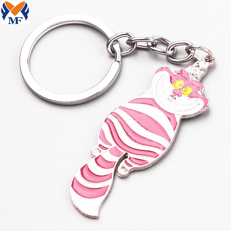 Keychain Ainmhithe Saincheaptha Miotail Le Do Dhearadh