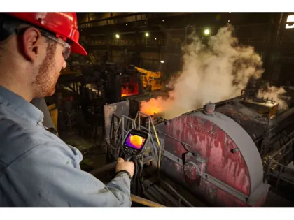 FLIR E76 Infrared Thermal Imager with 320x240 Resolution