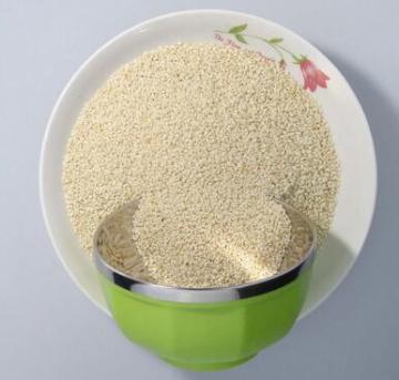 Peeling white  sesame seeds