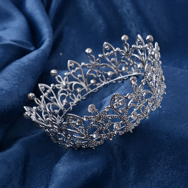 Beauty Alloy and Rhinestone Full Round Crown For Queen