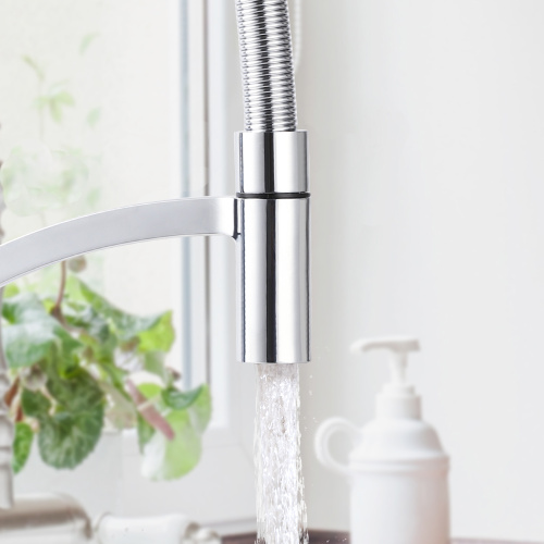 Stainless Steel Kitchen Sink Faucets with Pull-Out Sprayer