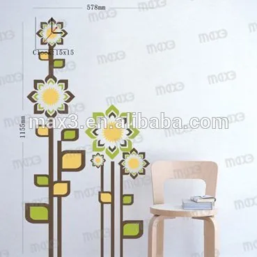 Plastic Quartz Wall Clock With Flower, Decor Clock