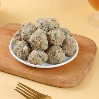 Shepherd Purse Pork Meatballs