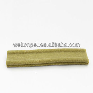 Green tea-flavored dog dental chew